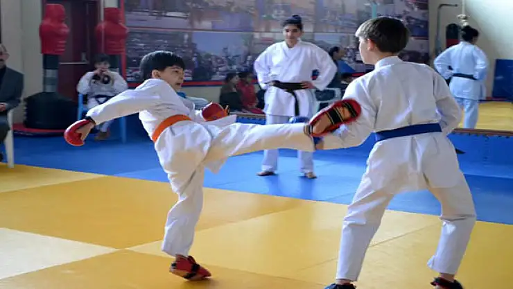 KARATE SPORUNA BÜYÜK İLGİ