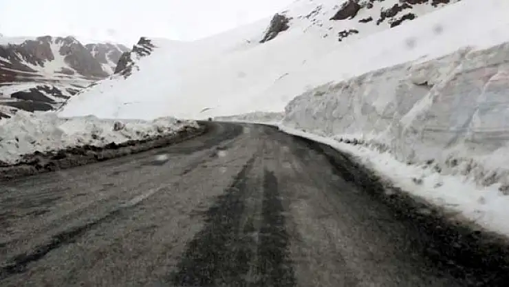NE ÇEKTİN BE BAHÇESARAY YOLU 
