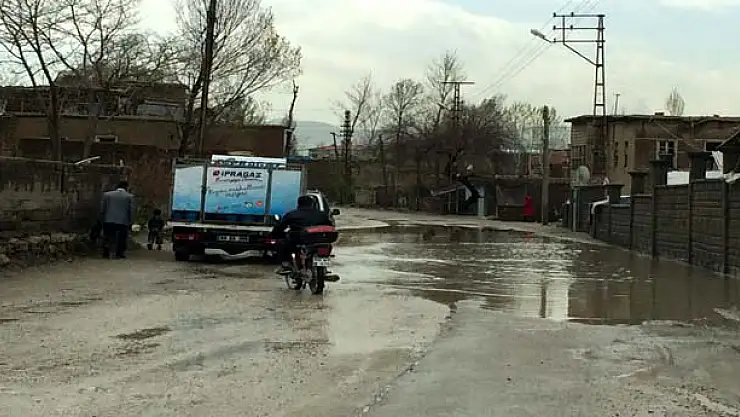 VANDA SU BASKINLARI 