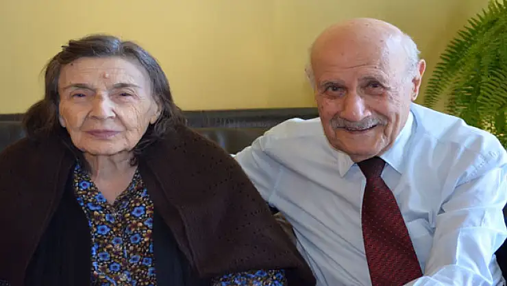 VANIN YAŞAYAN ÇINARI  Nazif ÇİLİNGİROĞLU