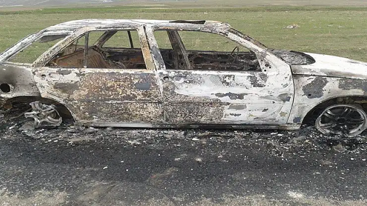 TEZGÂHTARIN ARACINI YAKTILAR