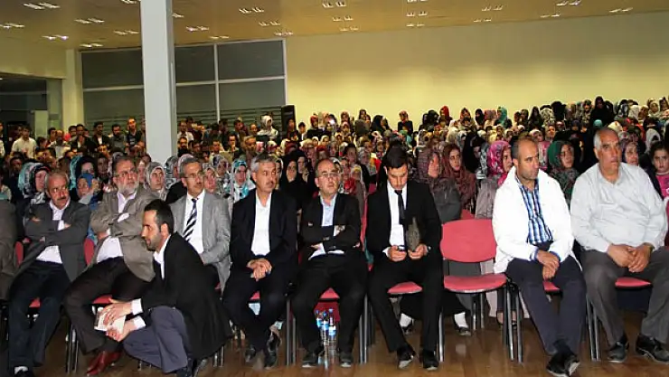 DİYANET-SEN'DEN '82 İL 82 SAHABE' PROGRAMI