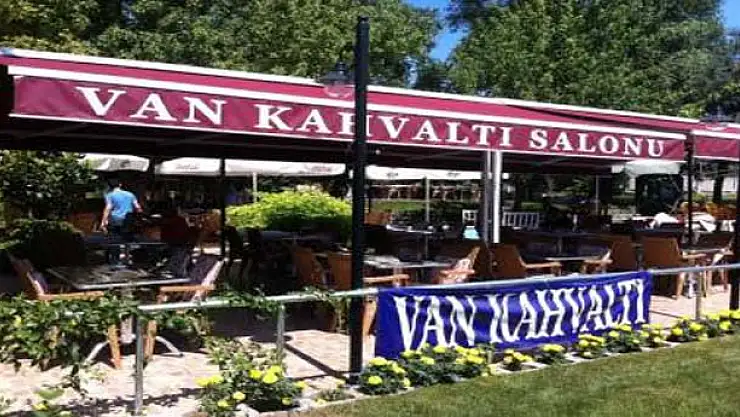 Van'da Kahvaltıcılar Rekor İçin Kapalı Olacak