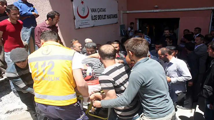 BDP Konvoyunda Kaza: 6 Yaralı