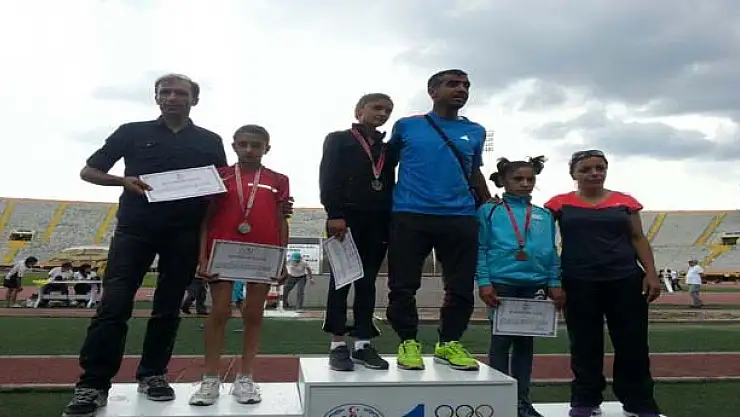 Zeynep Bayçınar'dan Bir Başarı Daha