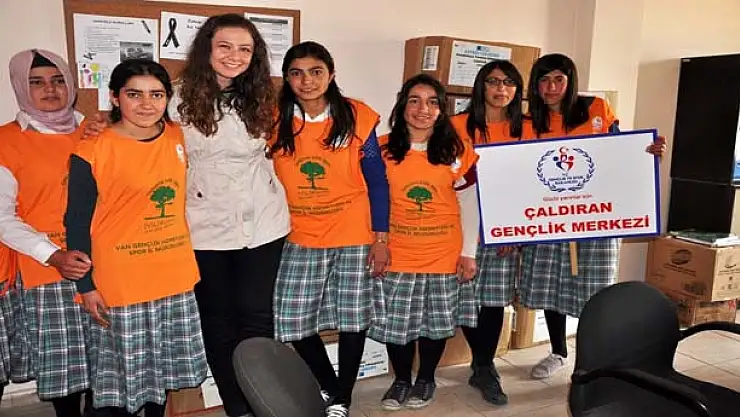 Köy Okullarına Kitap Yardımı Yapıldı