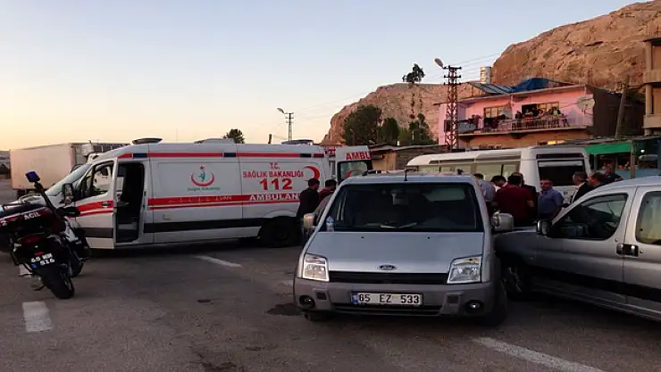 Van'da Trafik Kazası: 3 Yaralı