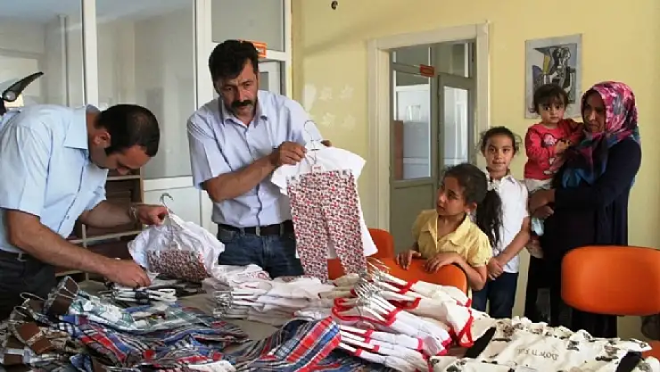Maköv'den Fakir Ailelere Yardım