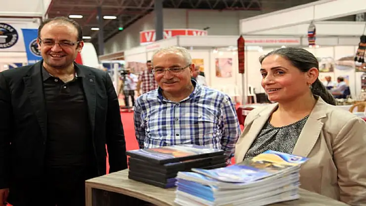 İpekyolu Eşbaşkanlarından Fuar Ziyareti