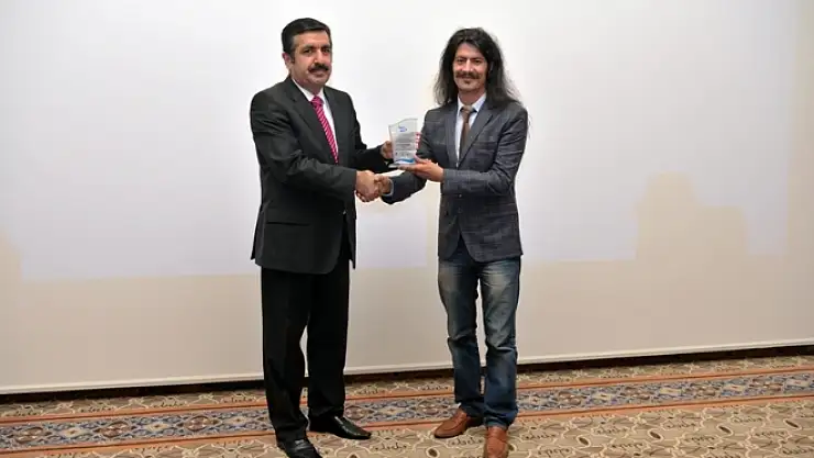 Van Gölü Film Festivalinde Çölçü fırtınası