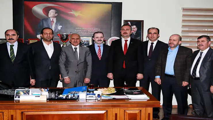 Gül'den Tuşba Belediyesi'ne Ziyaret