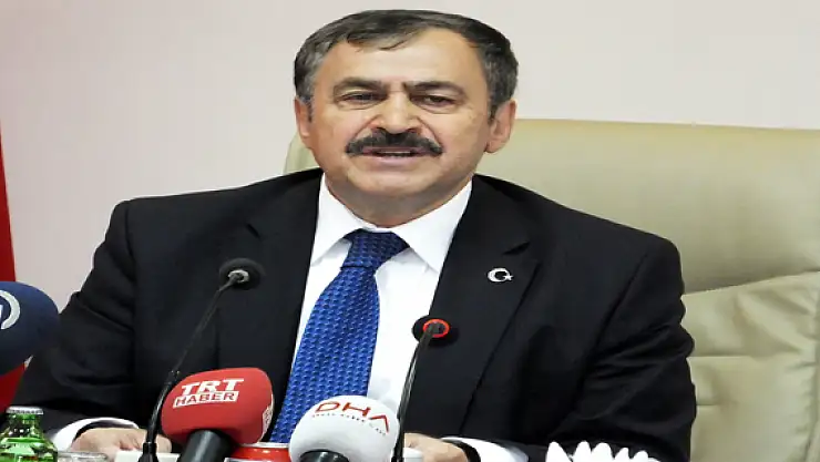 Bakan Eroğlu: Maalesef Cetvelle Sınır Çizilmiş 