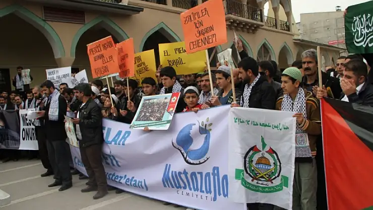 Mustazaflar Cemiyeti'nden İsrail'e lanet 