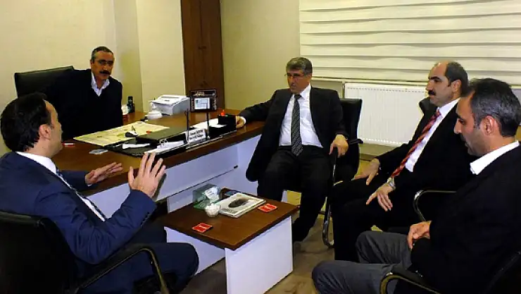 AK Parti Heyetinden Dernek Ziyaretleri 