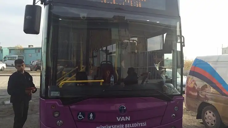 Büyükşehir'in Modern Otobüsleri Görücüye Çıktı