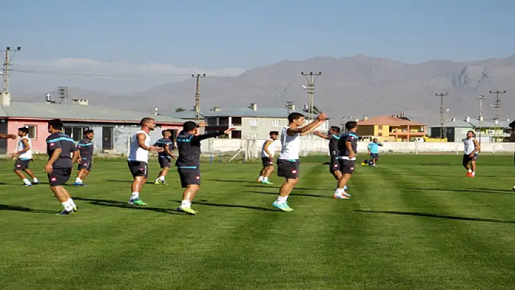 B.Büyükşehirspor'da Erzin Maçı Hazırlıkları