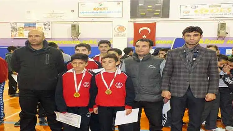 Vanlı Sporcular Grup Birincisi Oldu