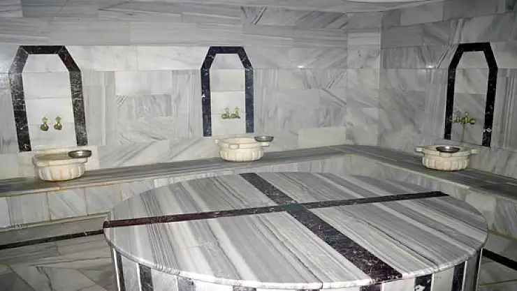 Başkale'de Erkek Hamamında Kadınlar İçin Düzenleme