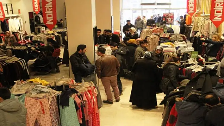 İranlılar Van Esnafının Yüzünü Güldürdü