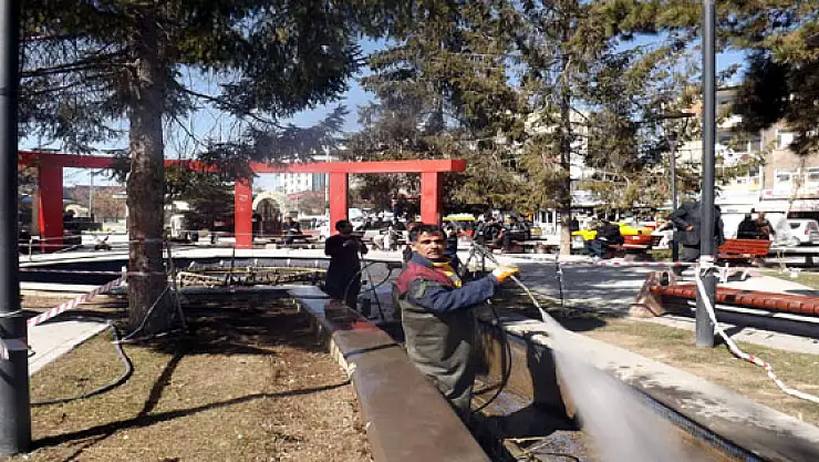 Van'da Park Temizliği 