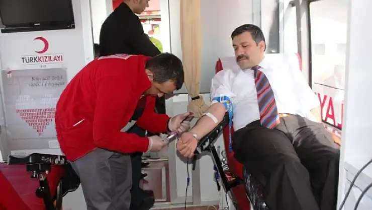 Savcı,hakim ve avukatlardan kan bağışı