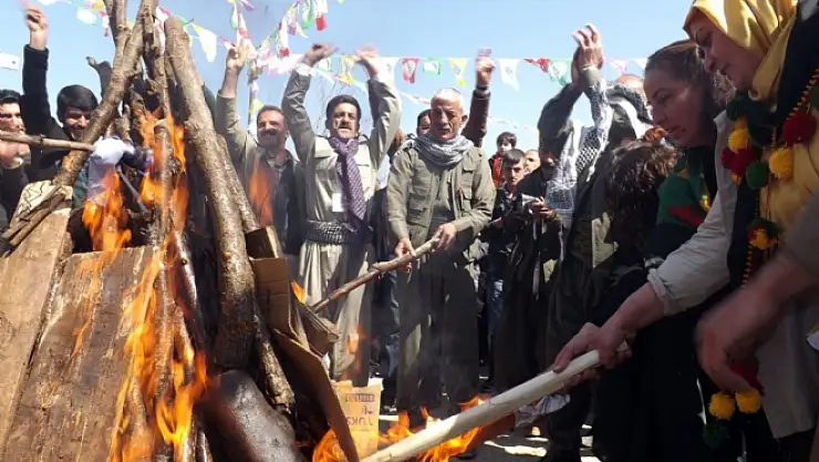 Gevaş'ta Nevruz Kutlamaları