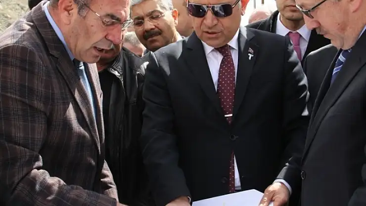 Ekonomi Bakan Yardımcısı Adnan Yıldırım, Van'da