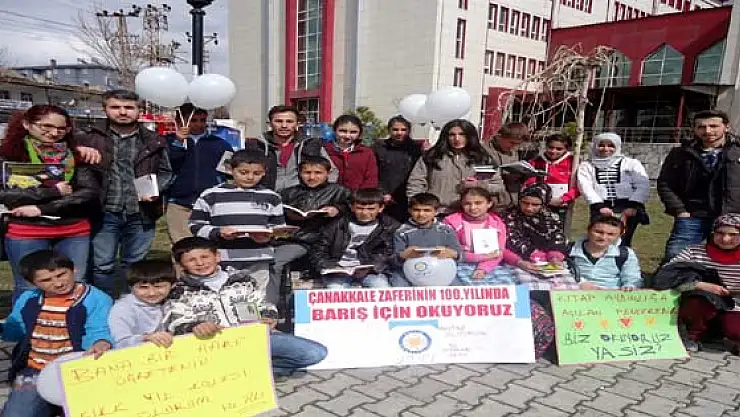 TEGVli Öğrenciler Barış İçin Okudular
