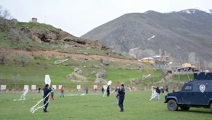 Çatak'ta Uçurtma Şenliği Düzenlendi