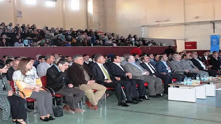 Ak Parti Heyeti Tarım ve Gıda  Fuarını Gezdi