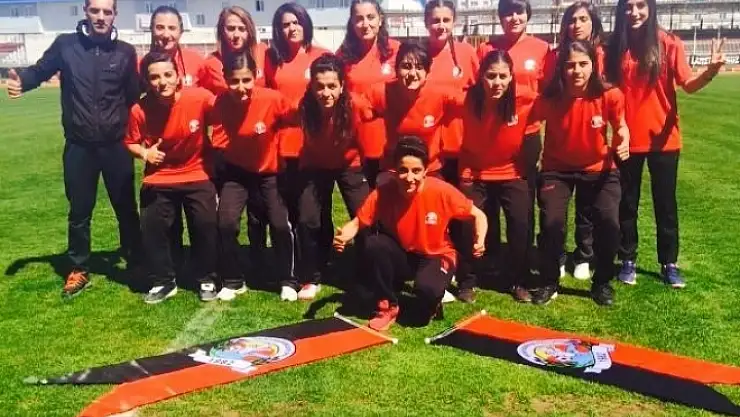 VANLI KADINLAR İNANDI VE BAŞARDI