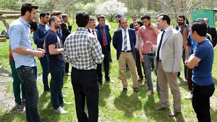 Kaymakam Öğrencileri Dinledi