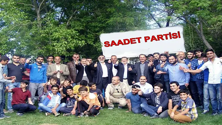 Saadet Partisi Piknik Alanlarındaki Halkla Buluştu