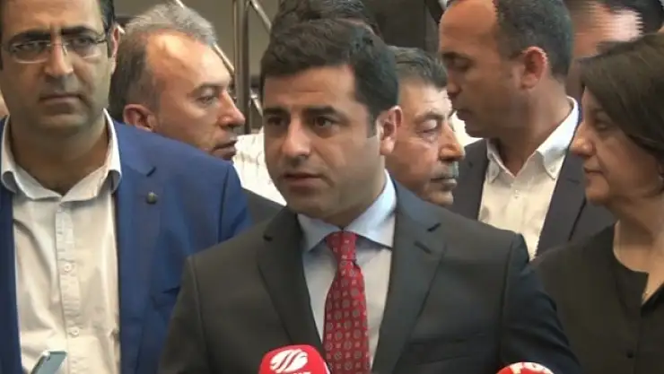 Demirtaş PKKya silah bırakma çağrısı yapacak mı?