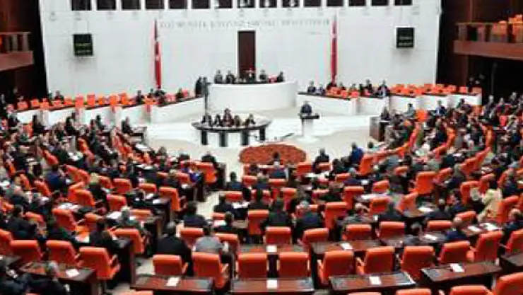 AK Parti'den 'vekil sayısı artırılsın' teklifi