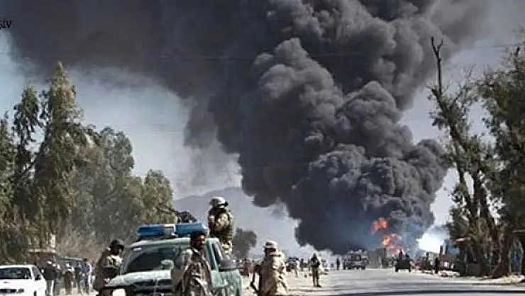 Afganistanda intihar saldırısı, 27 ölü