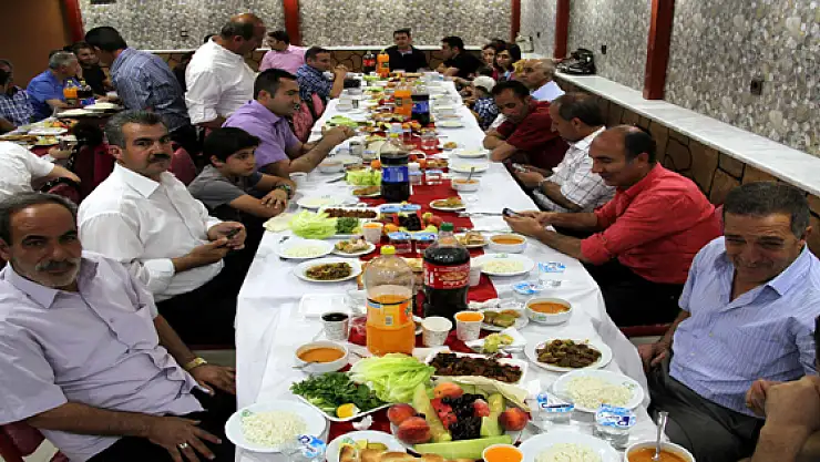 Hastane Yönetiminden Kurum Amirlerine İftar