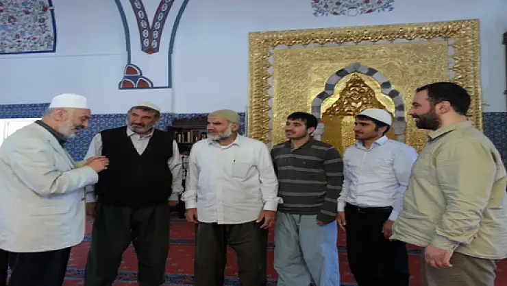Müftü Arvastan İtikafa Girenlere Ziyaret