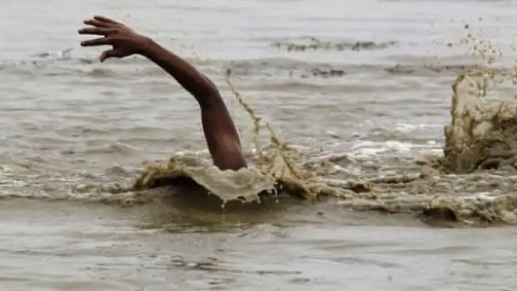 Hindistan'da sel felaketi: 178 ölü