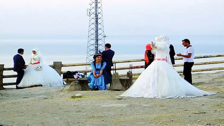Kız Kalesi gelin ve damatların düğün öncesi vazgeçilmezi oldu