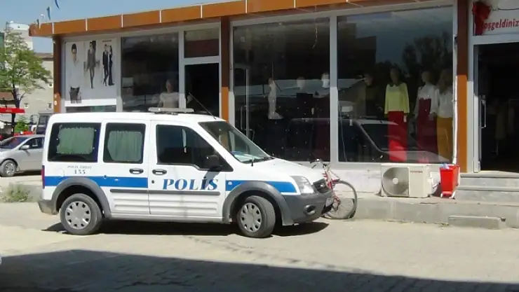 Ercişte 5 İş Yerinde Hırsızlık