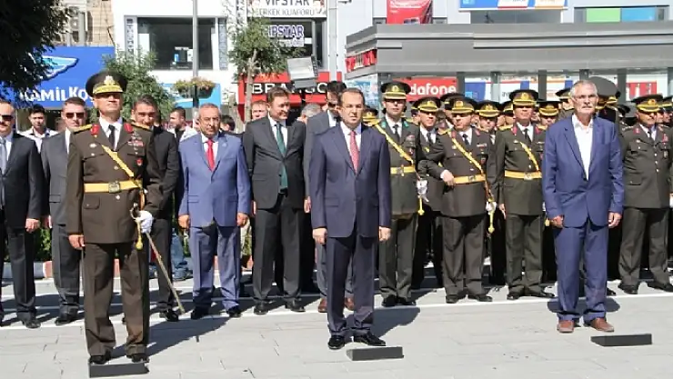 Van'da 30 Ağustos Zafer Bayramı
