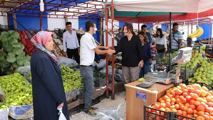 Sebze ve Meyve Yetiştiricileri Pazarına İlgi 