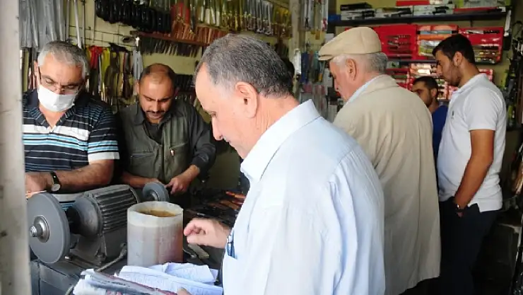 Bıçakçılar Bayram Mesaisine Başladı