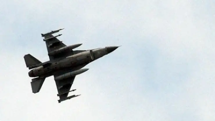 Taliban, ABD F-16'sını vurdu