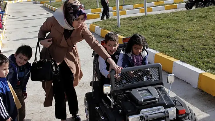 Van'da Çocuklara Trafik Eğitimi