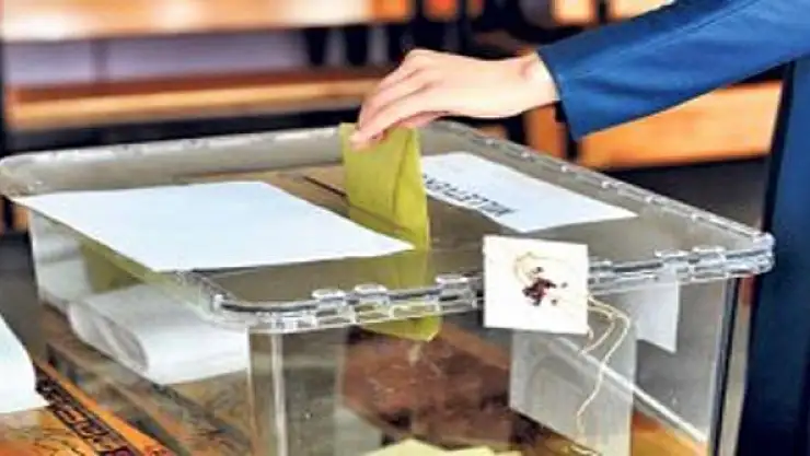 Sandıkların Yarısı Açıldı: 2 Parti Baraj Altında