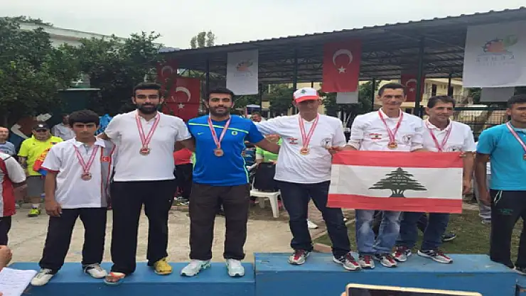 Vanlı Sporcular Bir İlke Daha İmza Attı