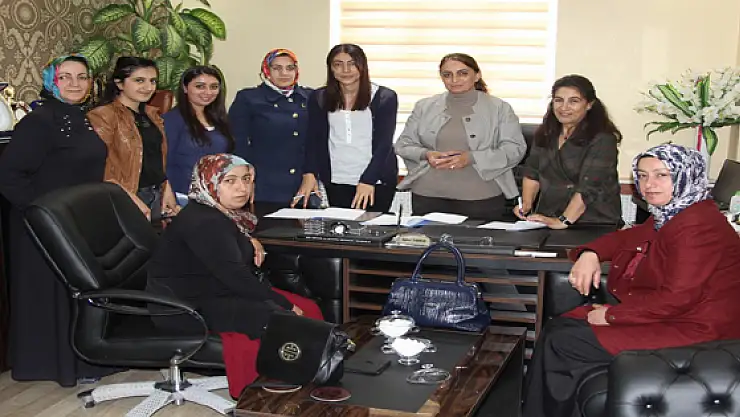 Başkale Belediyesinden Kadın Kooperatifine Destek