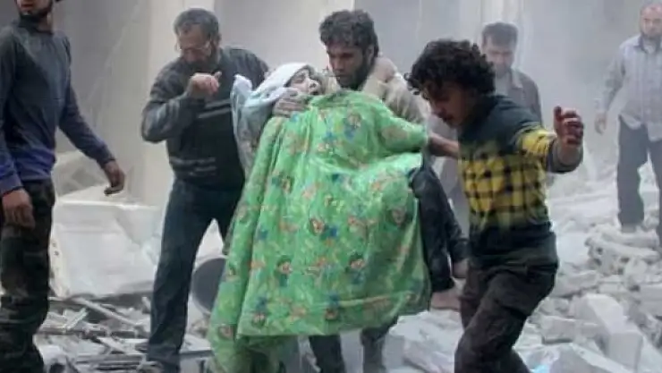 Rusya sivillere bomba yağdırdı: 25 ölü